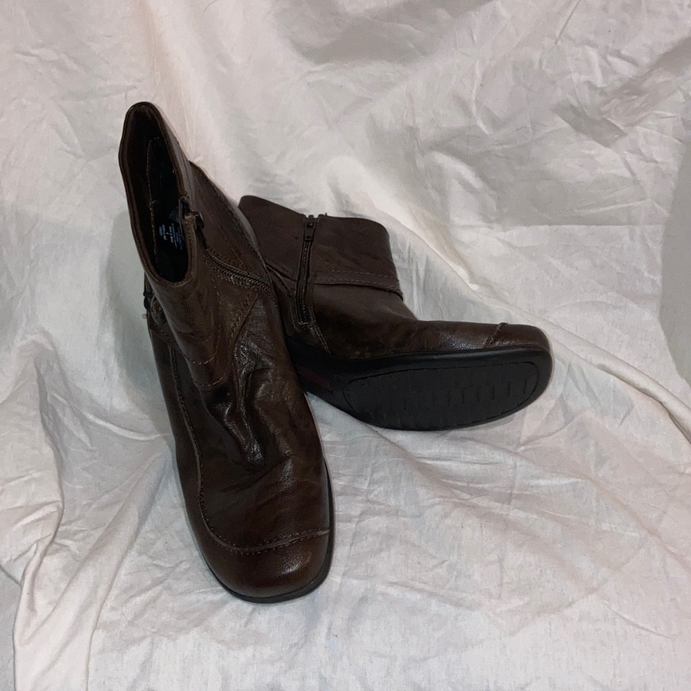 Medicus brown soft leather boots sz 9
